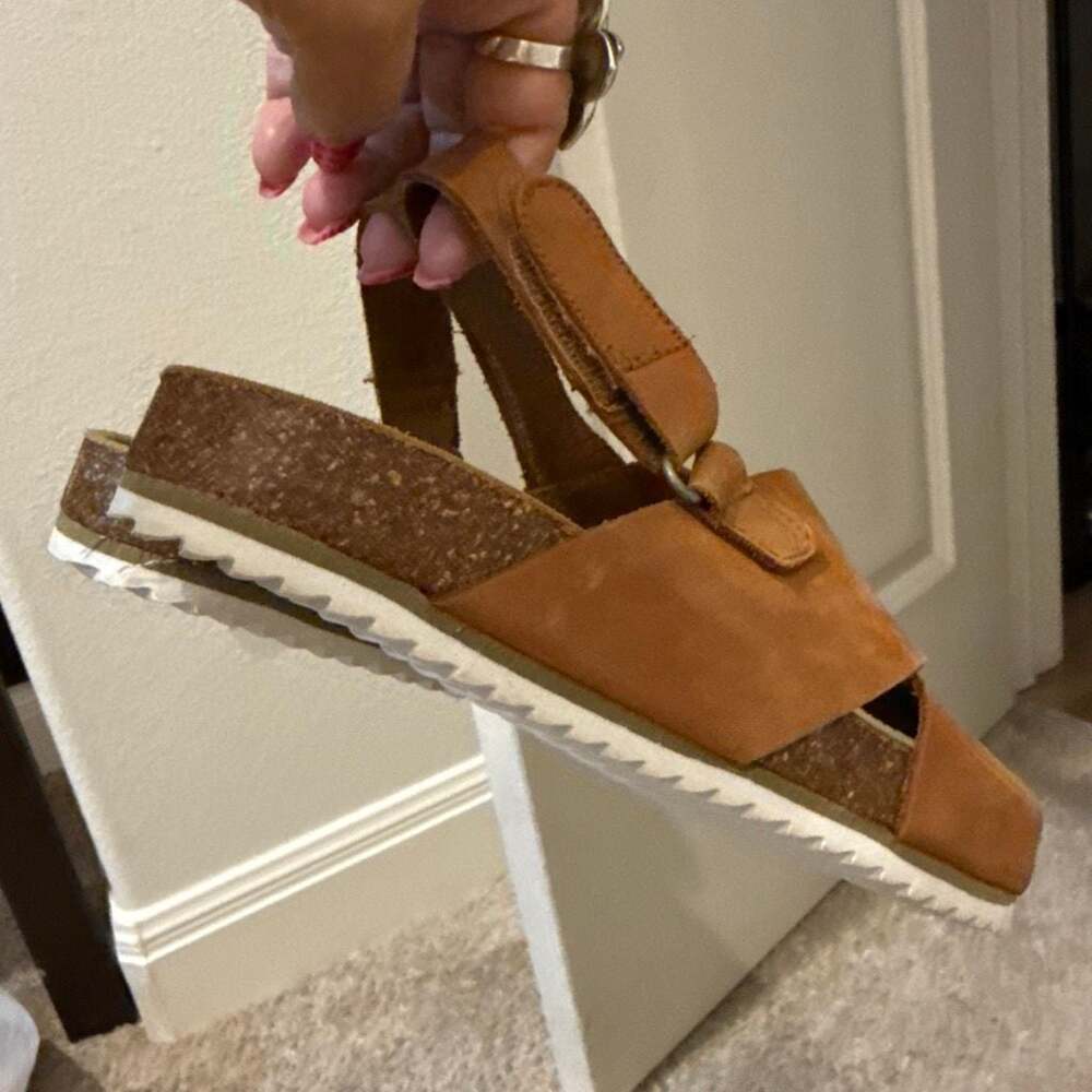 ZARA Footwear Brown Suede Cross Strap Backstrap Platform Sandals Size 4 - Picture 4 of 6